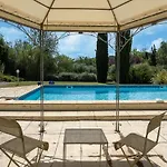 Spacious With Private Pool And Park Casa vacanze *