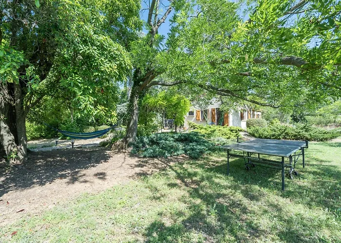Spacious With Private Pool And Park Ferienhaus Puisserguier