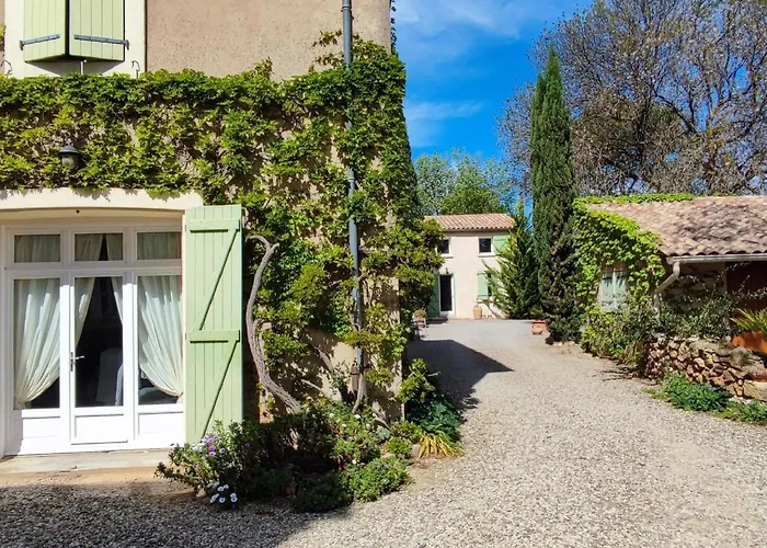 Spacious With Private Pool And Park Ferienhaus *