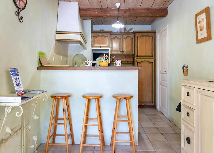 Spacious With Private Pool And Park *